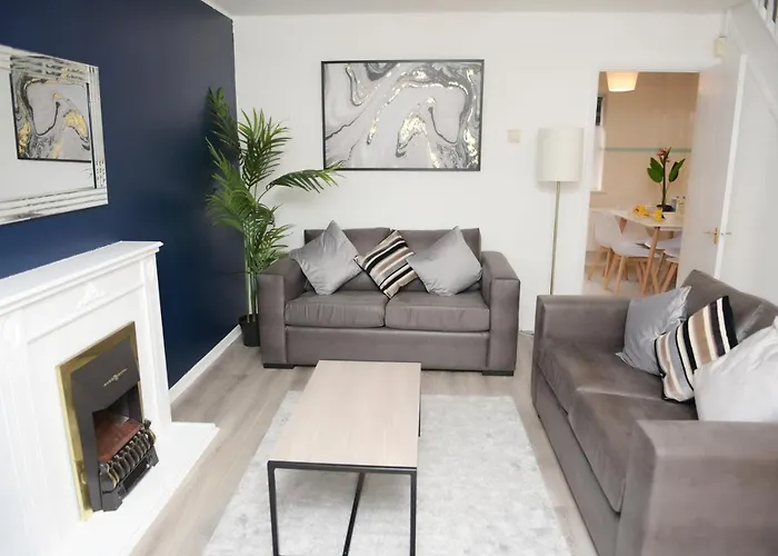 Gorgeous 3 Bed House In *