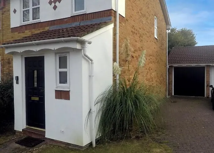 Gorgeous 3 Bed House In Bristol