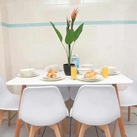 Gorgeous 3 Bed House In Prázdninový dům *