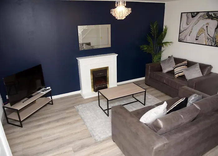 Gorgeous 3 Bed House In * בריסטול