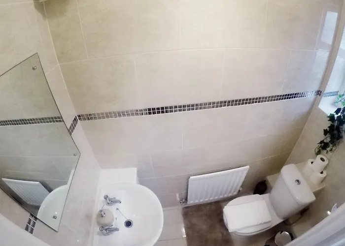 Dom wakacyjny Gorgeous 3 Bed House In Bristol